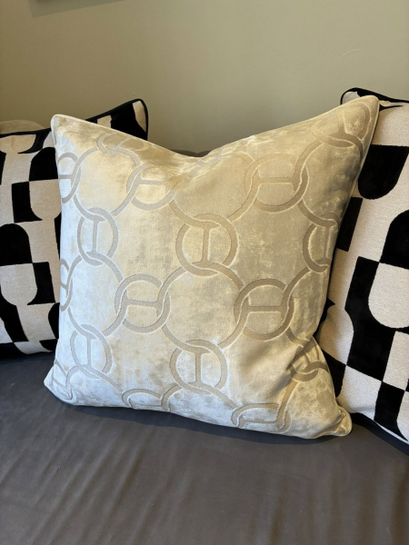 Links Cream Cushion Image