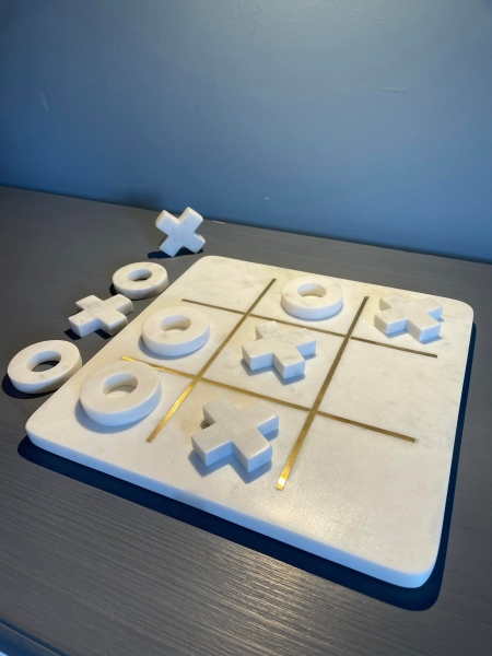 Marble O's & X's Board Image