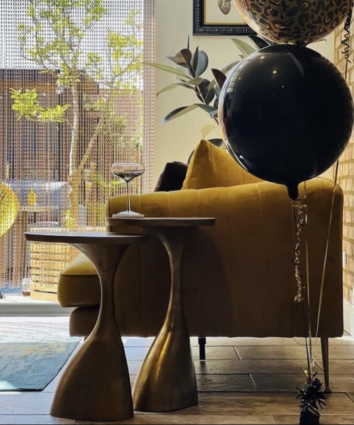 Organic Shaped Golden Table S Image