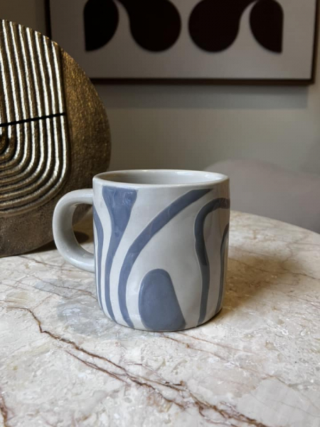 Grey Wiggle Mug Image